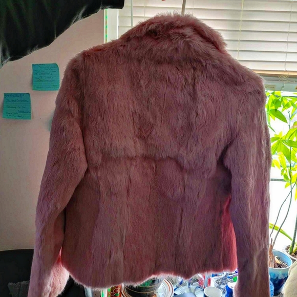 100% Genuine Rabbit Fur Coat - Picture 7 of 8